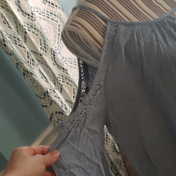 Aeropostale women's blouse sz. M - Picture 3 of 7